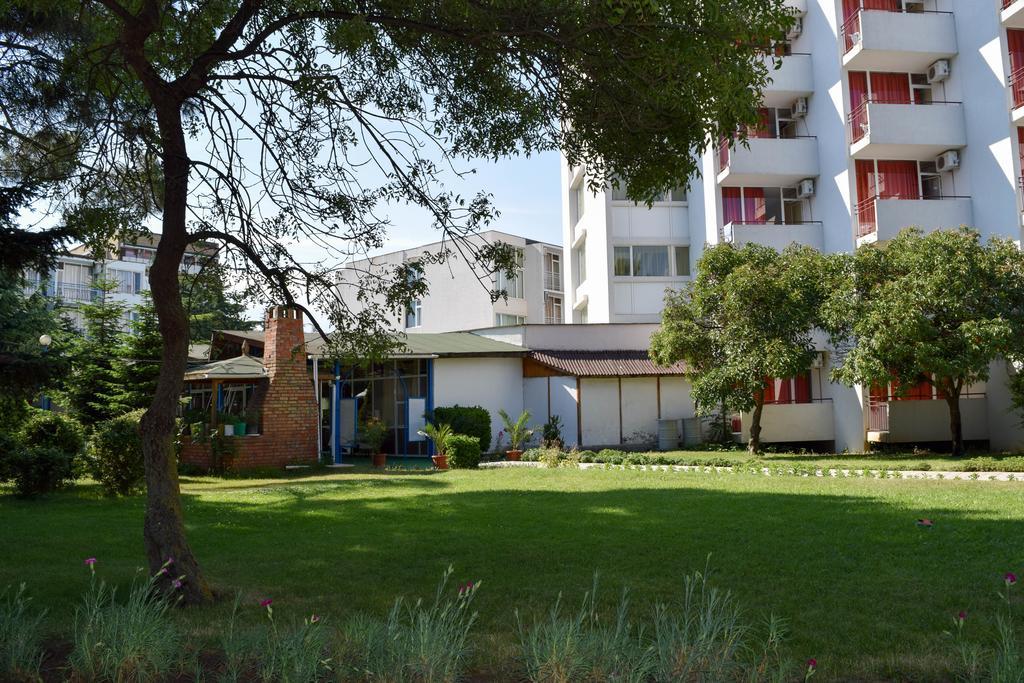 Balaton Hotel Slântsjev Brjag Eksteriør bilde