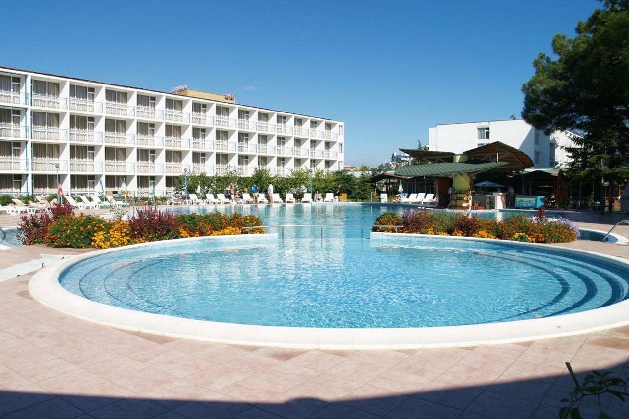 Balaton Hotel Slântsjev Brjag Eksteriør bilde
